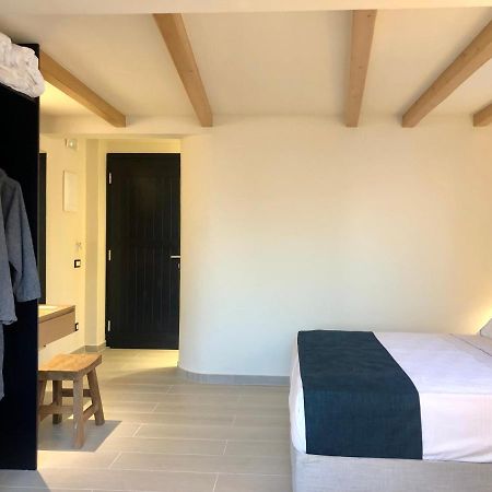 Candele Suites Тира Экстерьер фото